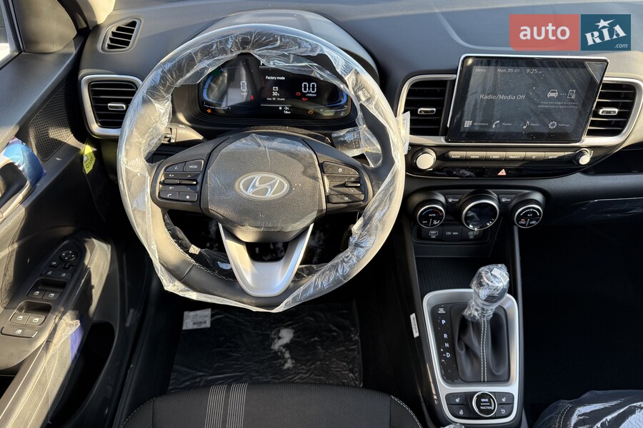 Hyundai Venue - фото 17
