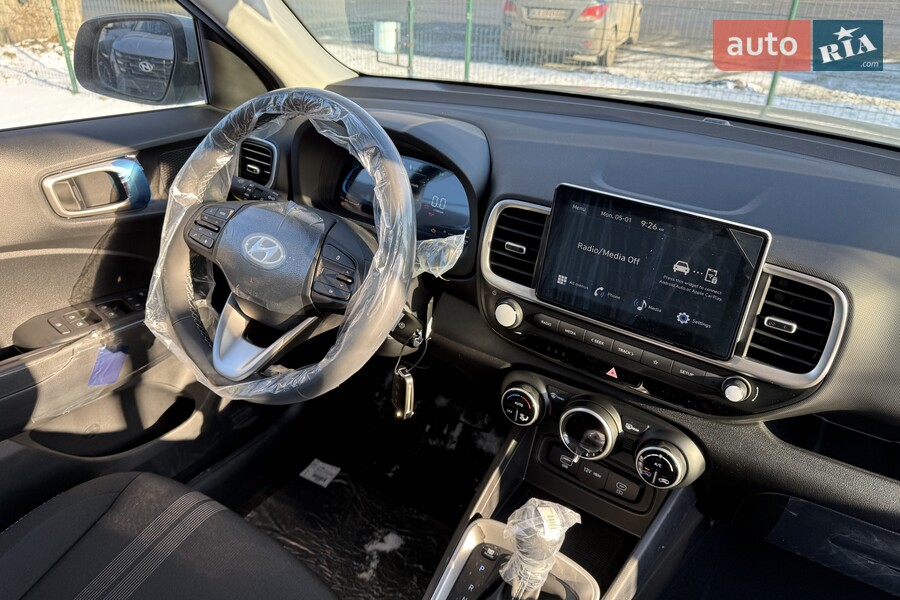 Hyundai Venue - фото 21