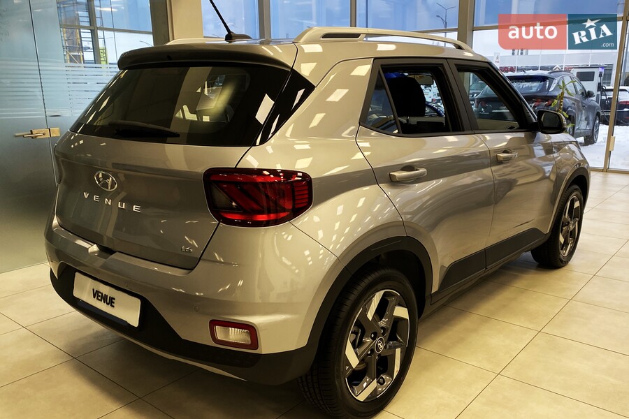Hyundai Venue - фото 6