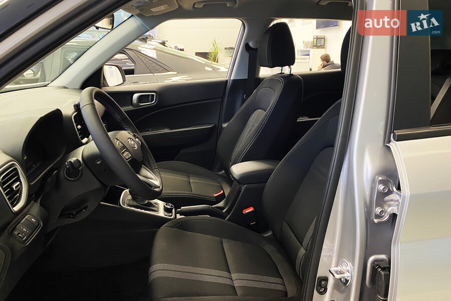 Hyundai Venue - фото 17