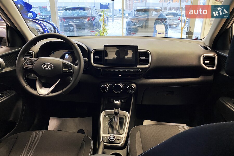 Hyundai Venue - фото 24