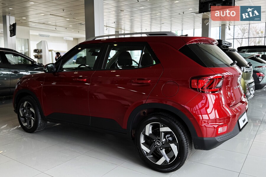 Hyundai Venue - фото 10