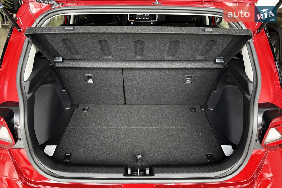 Hyundai Venue - фото 13