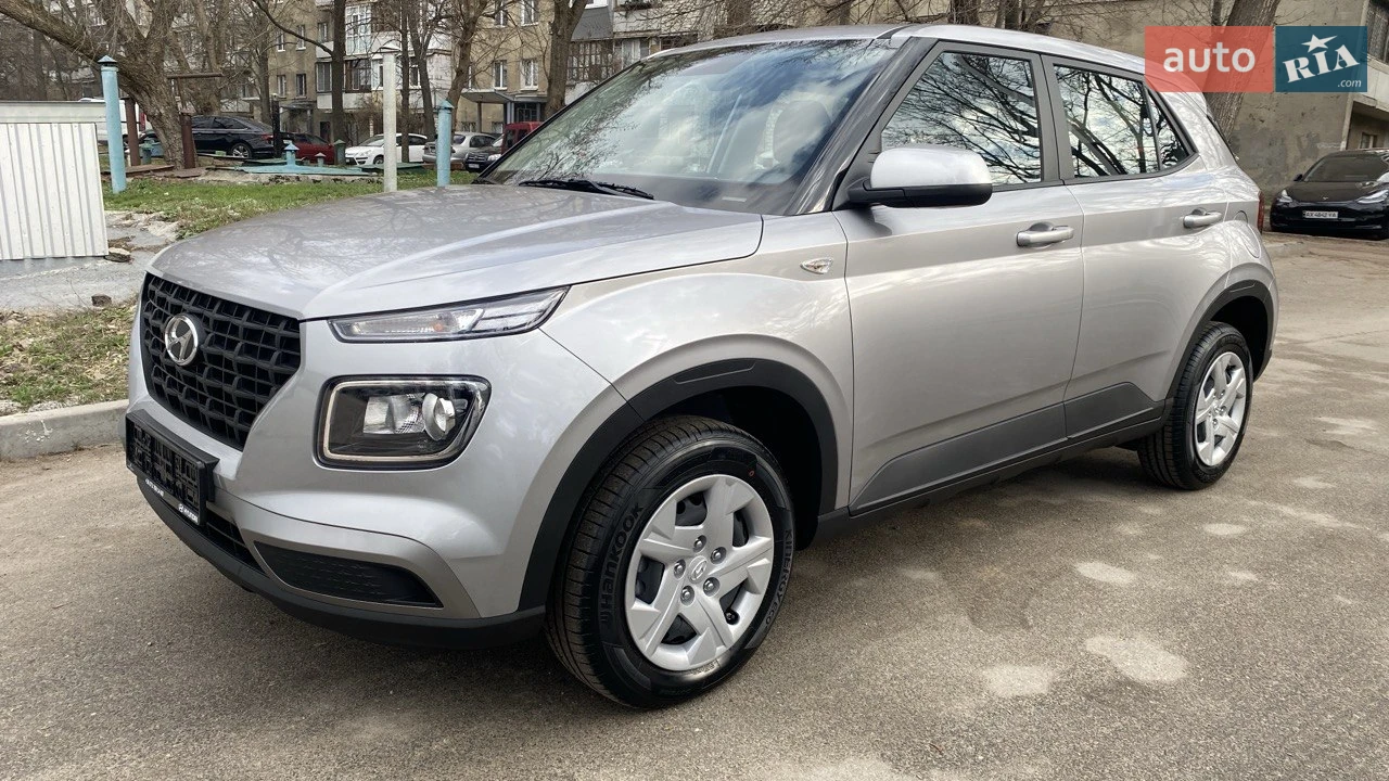 Hyundai Venue Express Plus