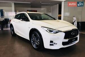 Infiniti Q30 2018 року