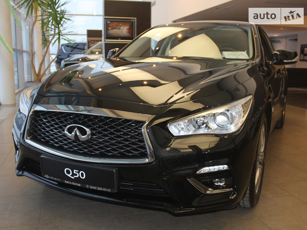 Infiniti Q50 Pure