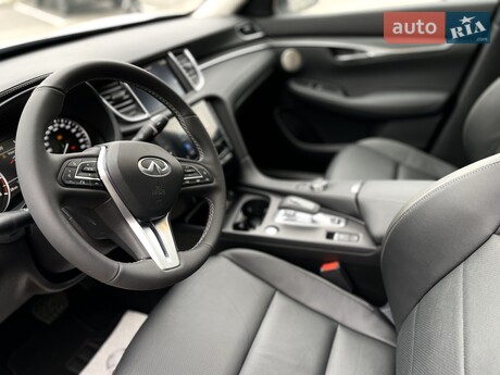Infiniti QX50 2024