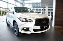 Infiniti QX60 Elite + Roof Rail