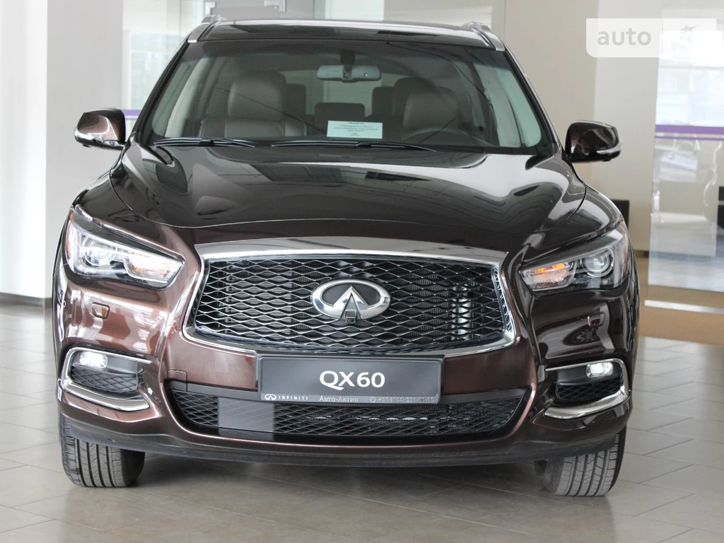 Infiniti QX60 Premium + Roof Rail