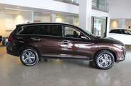 Infiniti QX60 Premium + Roof Rail