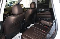 Infiniti QX60 Premium + Roof Rail