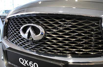 Infiniti QX60 Elite + Roof Rail