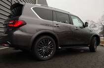 Infiniti QX80 Luxe