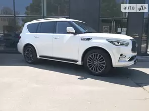 Infiniti QX80