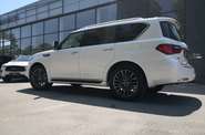 Infiniti QX80 Luxe Proactive