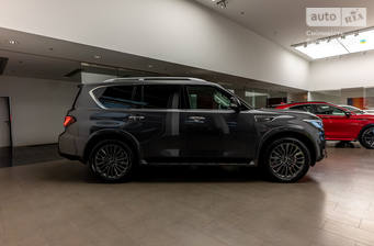 Infiniti QX80 2023 Luxe