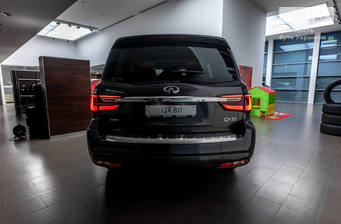 Infiniti QX80 2023 Luxe