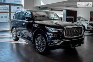 Infiniti QX80 