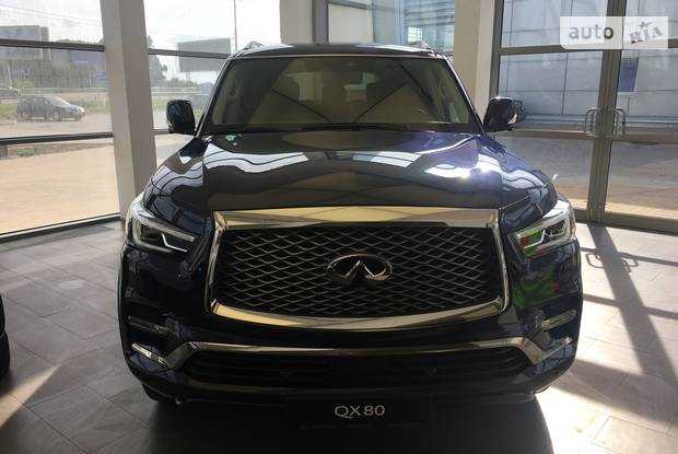 Infiniti QX80 Luxe