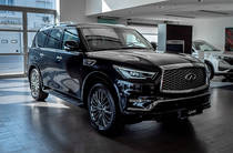 Infiniti QX80 Luxe