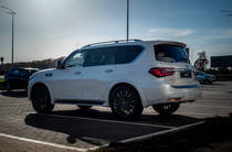 Infiniti QX80 Luxe Proactive