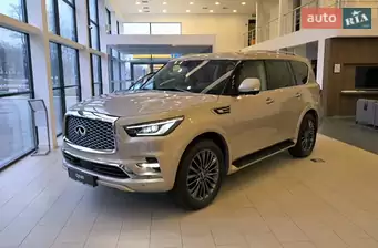 Infiniti QX80