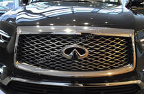 Infiniti QX80 Luxe Proactive