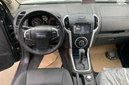 Isuzu D-Max Base