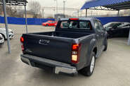 Isuzu D-Max Base