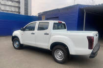 Isuzu D-Max Base