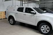Isuzu D-Max Base