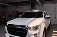 Isuzu D-Max Base
