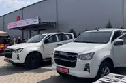 Isuzu D-Max Base