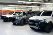 Isuzu D-Max Base