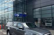 Isuzu D-Max Base