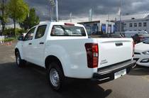 Isuzu D-Max Base