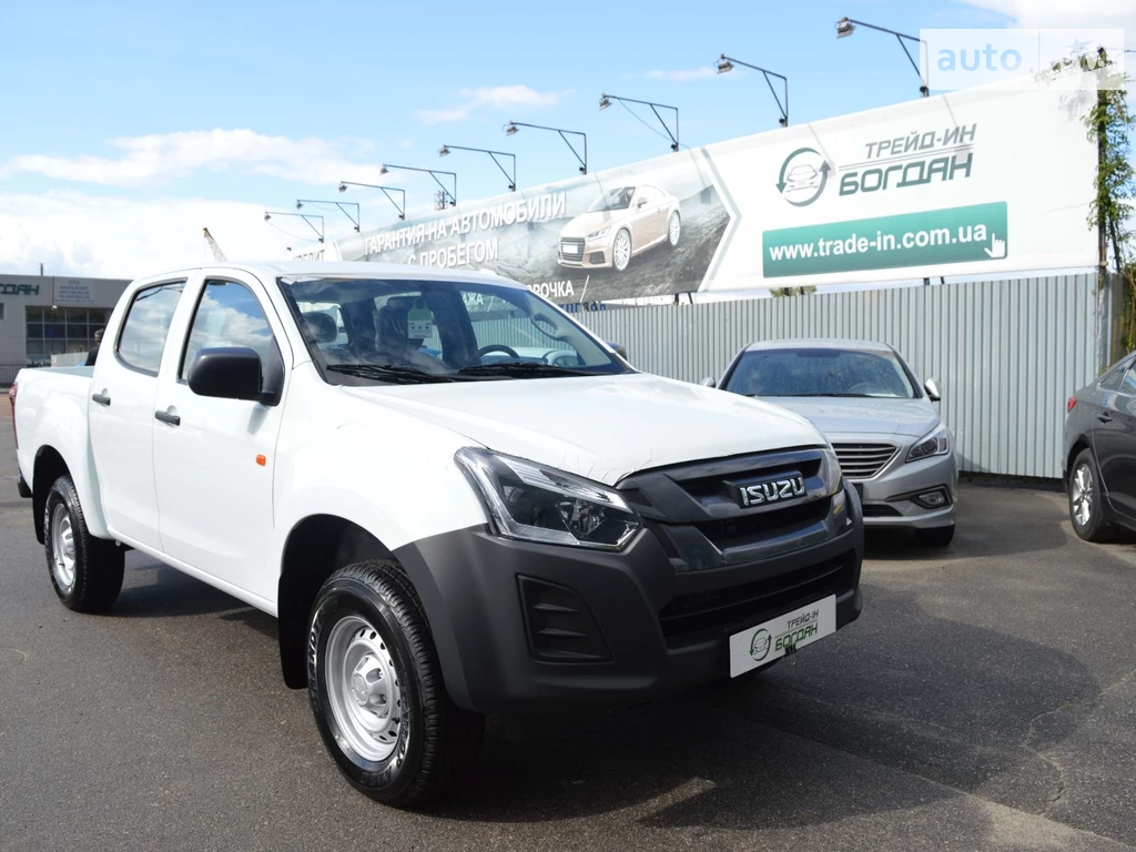 Isuzu D-Max Base