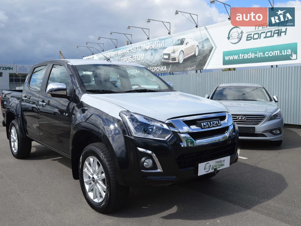 Isuzu D-Max Base