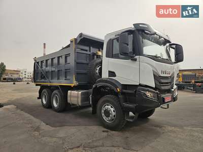 Iveco T-Way 2025 Base