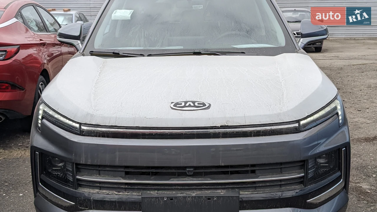 JAC JS4 Luxury