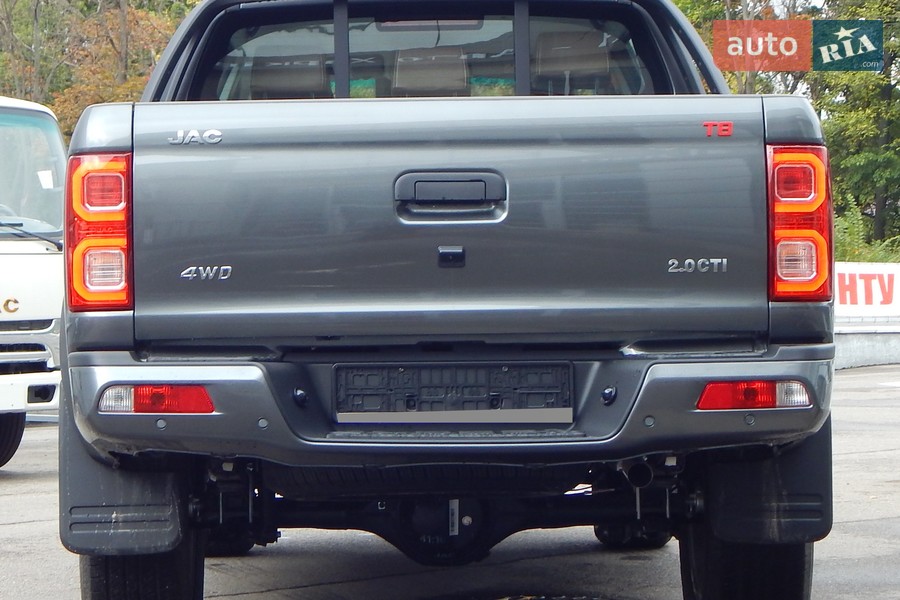 JAC T8 - фото 6