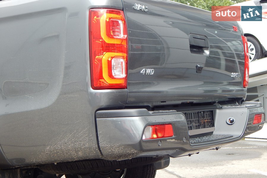 JAC T8 - фото 16