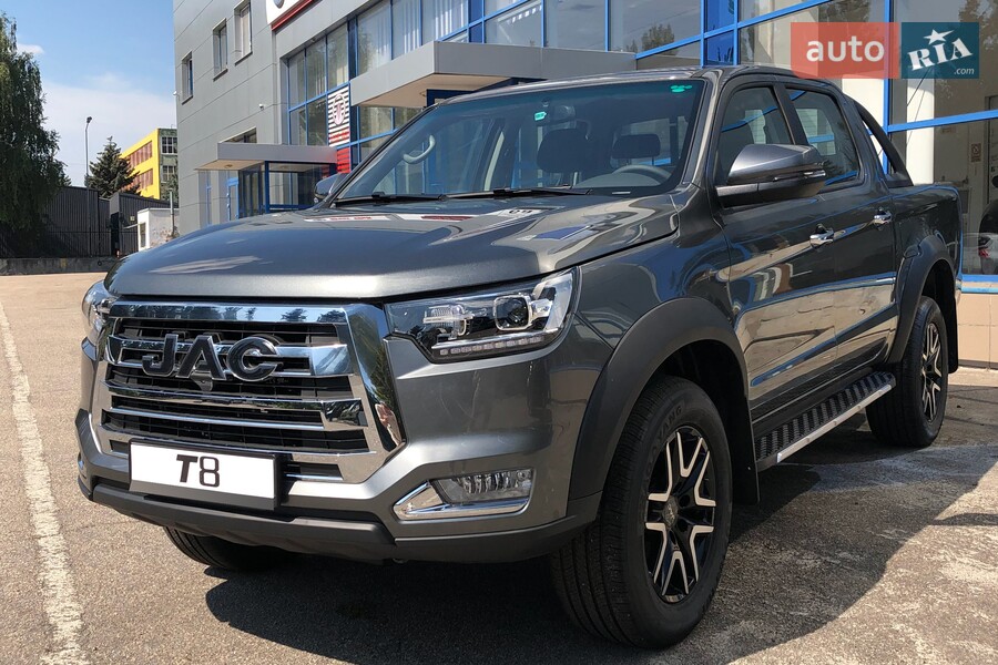JAC T8 - фото 1