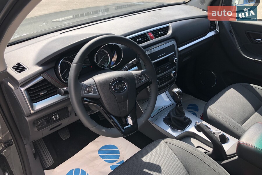 JAC T8 - фото 17