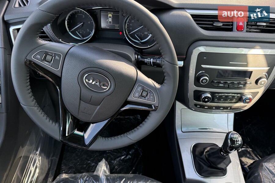JAC T8 - фото 16