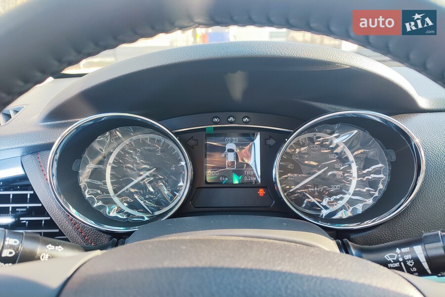 JAC T8 - фото 16