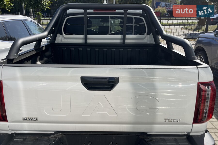 JAC T9 EV - фото 9