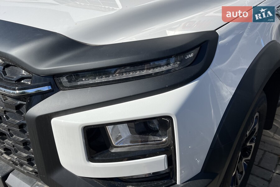 JAC T9 EV - фото 13