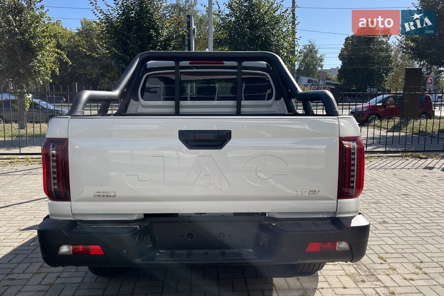 JAC T9 EV - фото 8