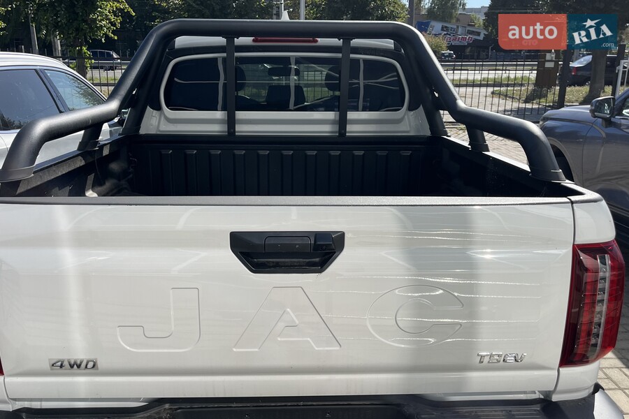 JAC T9 EV - фото 11